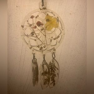 Handmade dreamcatcher and paw key chain.